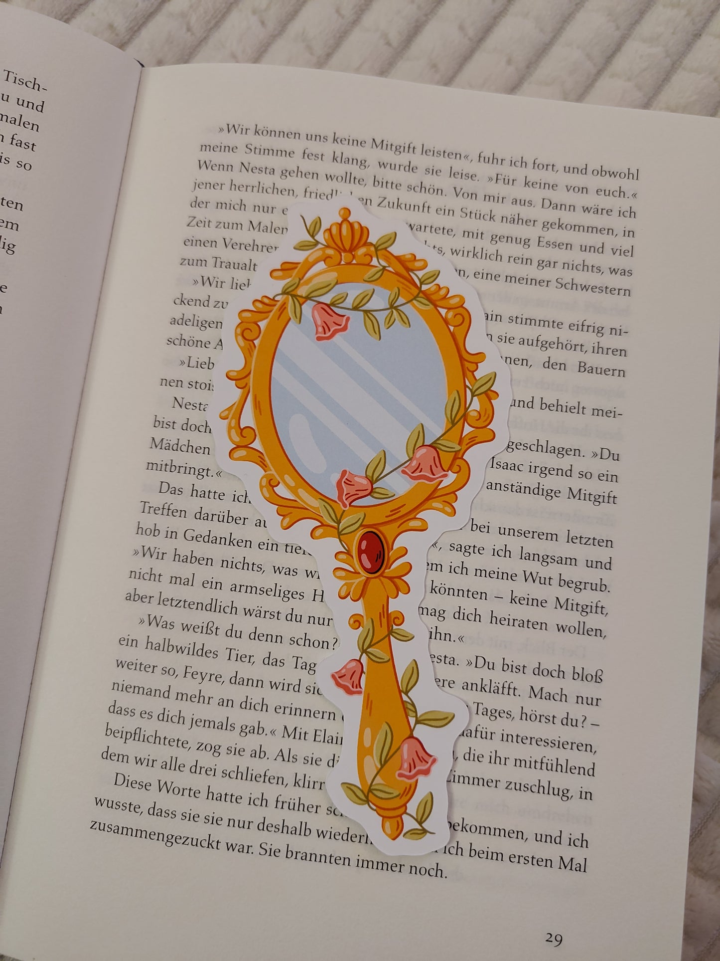 Bookmark - HandMirrowWhite